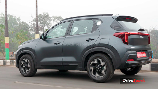 Kia Sonet Facelift Launched