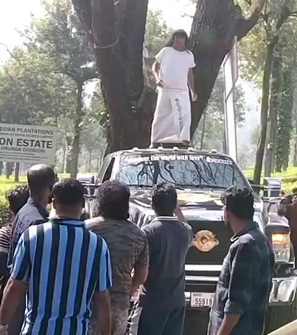 റോൾസ് റോയ്സിന് ശേഷം ഫോർഡ് F650 -യുമായി ബോച്ചെ