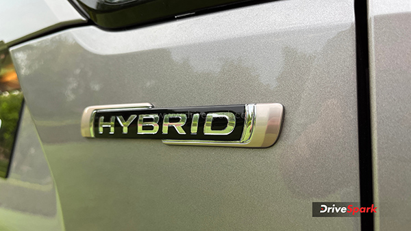 ഇവികളേ കടത്തി വെട്ടുമോ ഹൈബ്രിഡുകൾ?