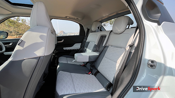  കുഞ്ഞൻ ടാറ്റ ഇവിയുടെ റിവ്യൂ വിശേഷങ്ങൾ 