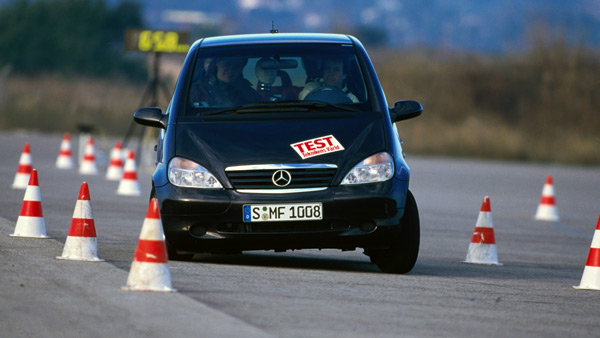 കേട്ടറിവിനേക്കാൾ വലുതാണ് ബെൻസ് എന്ന ബ്രാൻഡ് കേട്ടറിവിനേക്കാൾ വലുതാണ് ബെൻസ് എന്ന ബ്രാൻഡ്