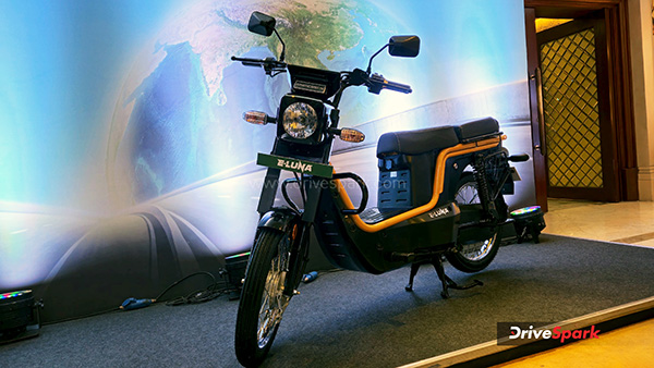Kinetic E-Luna Electric Moped