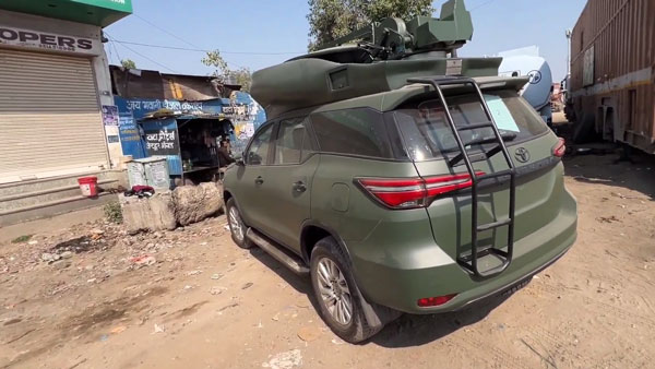 Toyota Fortuner Viral Video With Unusual Modification