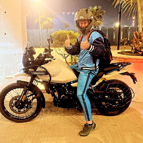 jonty rhodes rides himalayan