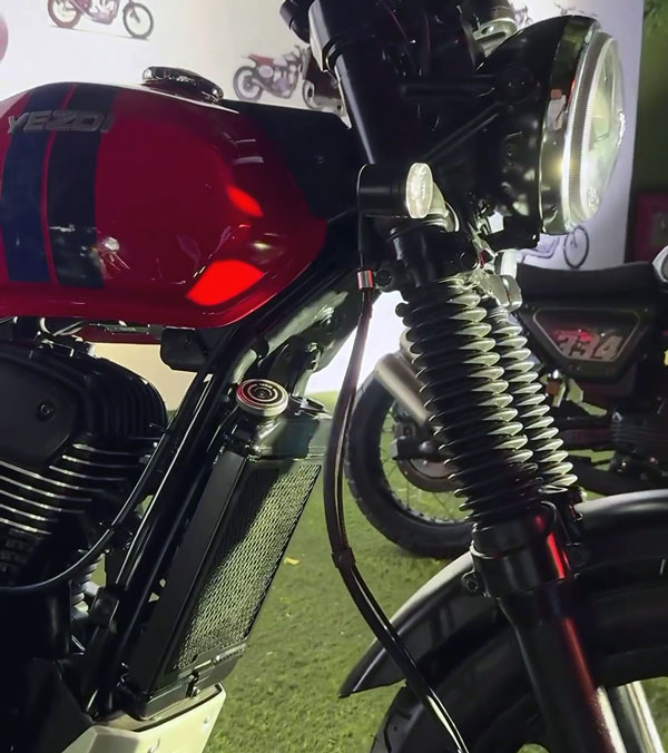 Yezdi Roadking Motorcycle Leaked Ahead Of India Launch