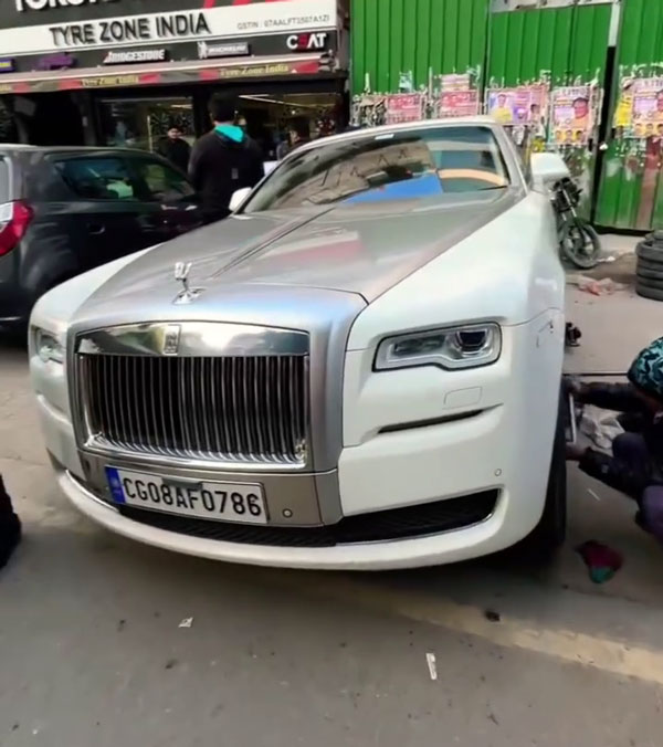 rolls royce tyre replacement karol bagh