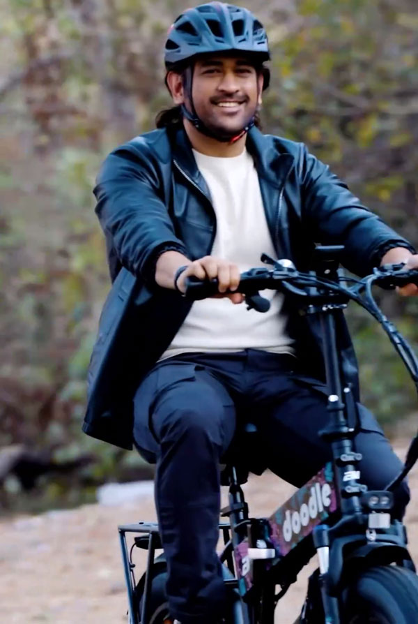 Cricketer MS Dhoni Invested In EMotorad Electric Bicycle Brand