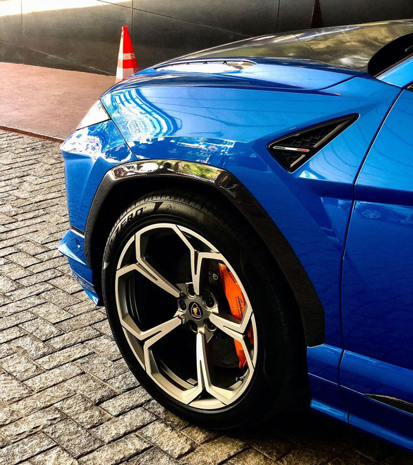 sachin tendulkar lamborghini urus