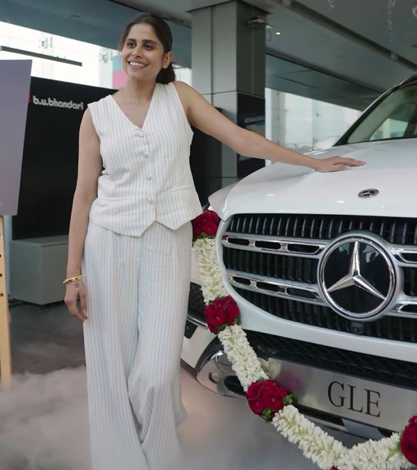 Bollywood Actress Sai Tamhankar Buys Mercedes Benz GLE