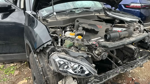 tata-harrier owner buys facelifted