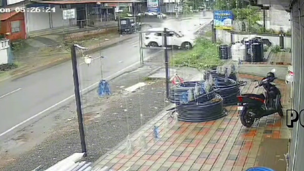 hyundai venue accident