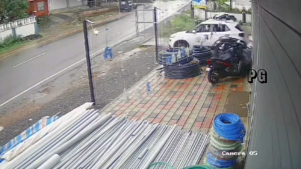 hyundai venue accident