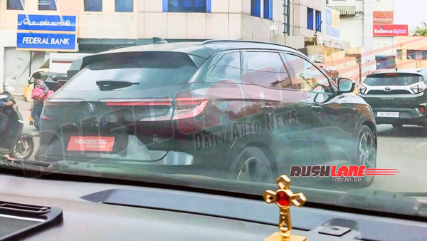 renault austral hybrid spied