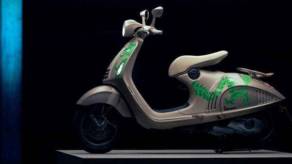 Vespa 946 Dragon Luxury Scooter Launched