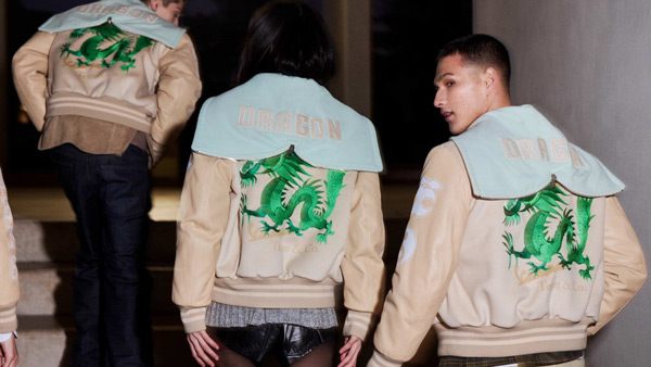 Vespa 946 Dragon Luxury Scooter Launched