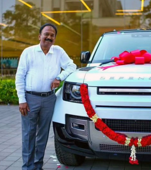 Meet India s First Land Rover Defender Taxi