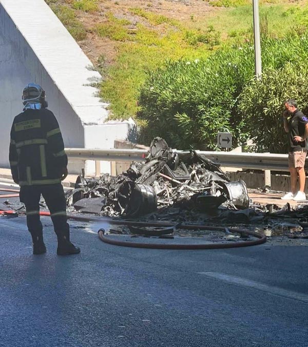 koenigsegg supercar burns down