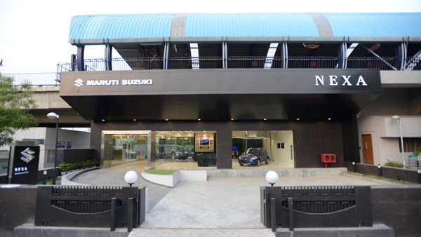 maruti nexa showroom