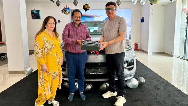 anu malik range rover sport