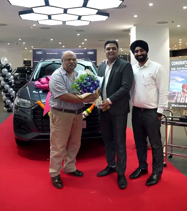Bollywood Actor Saurabh Shukla Bought New Audi Q5 Bollywood Actor Saurabh Shukla Bought New Audi Q5