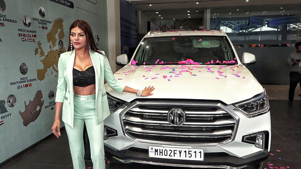 sherlyn chopra mg gloster