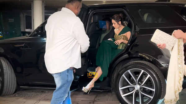 nushrratt bhruccha range rover sport nushrratt bhruccha range rover sport