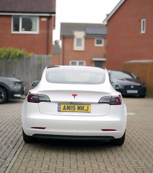 Actor Manoj K Jayan s Tesla Model 3 EV Got Customised Number Plate In His Name Actor Manoj K Jayan s Tesla Model 3 EV Got Customised Number Plate In His Name