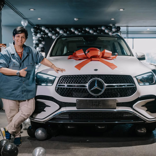 falguni pathak mercedes-benz gle falguni pathak mercedes-benz gle