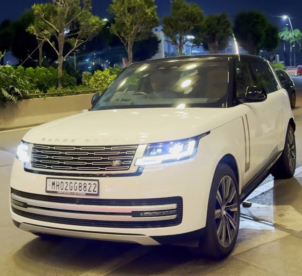 Actress Katrina Kaif Spotted In New Range Rover Luxury SUV