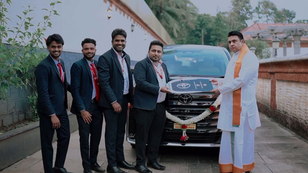 BJP Leader Pramod Madhwaraj Buys New Toyota Vellfire Luxury MPV BJP Leader Pramod Madhwaraj Buys New Toyota Vellfire Luxury MPV