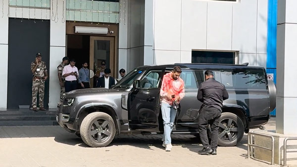 Bollywood Actor Abhishek Bachchan Spotted In New Land Rover Defender
