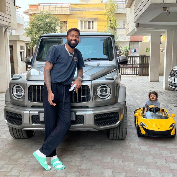 Hardik pandya car collection