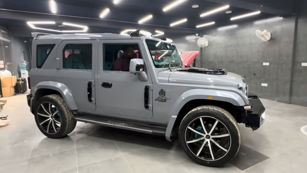 first roxx cyan interior