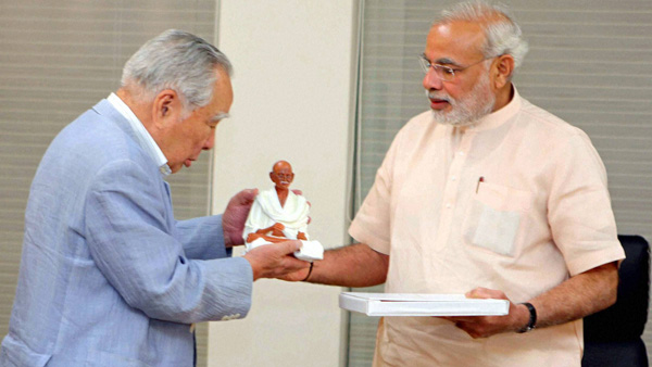 osamu suzuki with modi