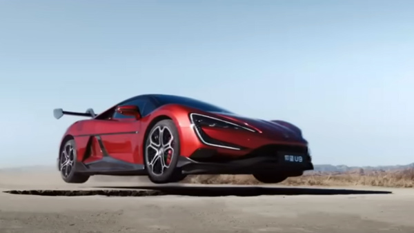 byd yangwang u9 can jump over potholes