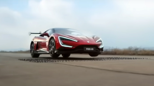 byd yangwang u9 can jump over potholes