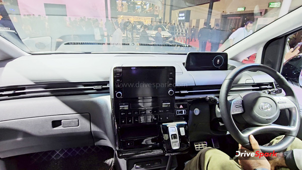 hyundai staria auto expo 2025 interior