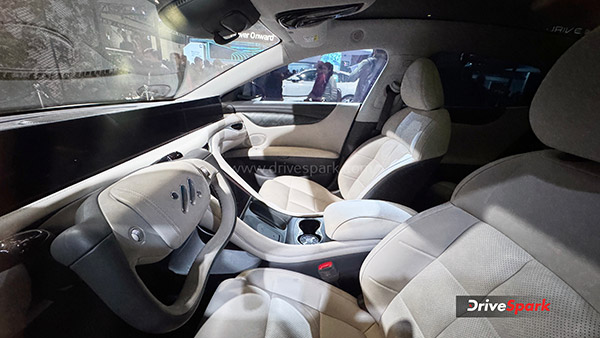 mg im5 auto expo 2025 seats