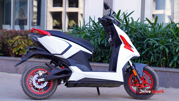 2025 Simple One Electric Scooter Launched With More Range And Features