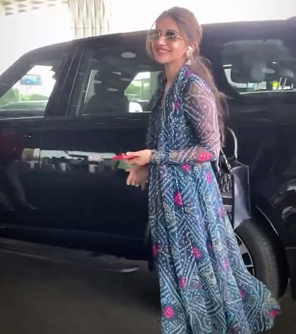 sreeleela new range rover