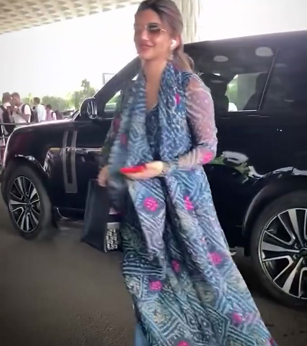 sreeleela new range rover