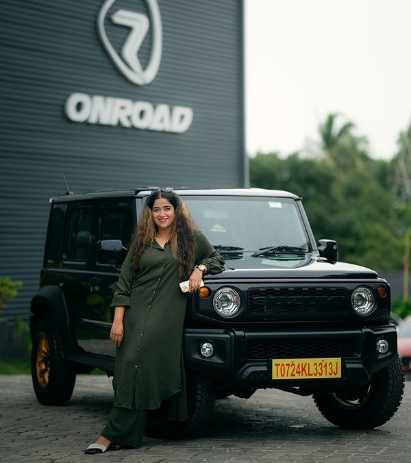 abhirami suresh maruti suzuki jimny
