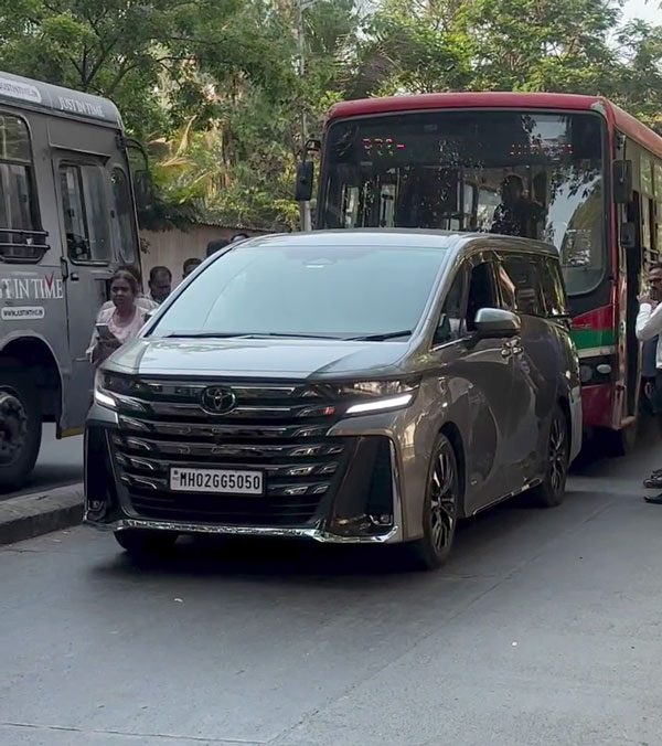 aishwarya rai bachchan car accident