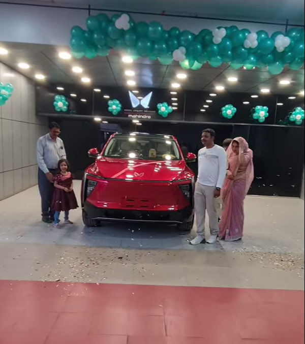 Mahindra XEV 9E Electric SUV Deliveries Started