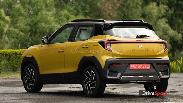 mahindra xuv 3xo rear profile