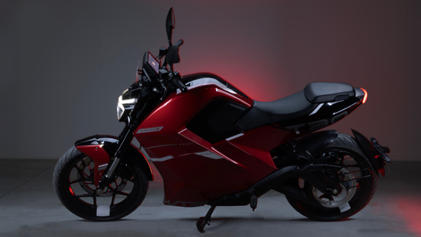 Raptee T30 Electric Bike Gets ARAI Certification For CCS2 Car Charging Technology