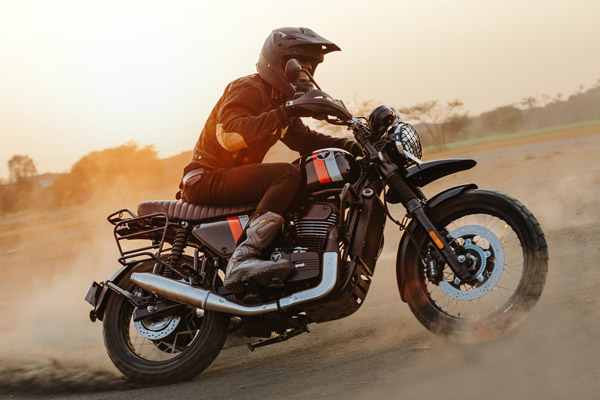 Jawa Yezdi BSA Motorcycles Now Available With 4 Years Standard Warranty