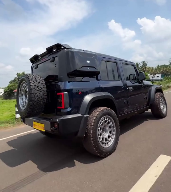 EVM BMW Autokraft CEO Gishil Bose Modified His New Mahindra Thar Roxx With Defender Accessories Kit EVM BMW Autokraft CEO Gishil Bose Modified His New Mahindra Thar Roxx With Defender Accessories Kit