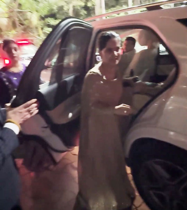 jaya kishori new benz gle 450