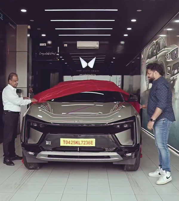 Jos Alukkas Owner John Alukka Buys Mahindra BE 6 Electric SUV Jos Alukkas Owner John Alukka Buys Mahindra BE 6 Electric SUV